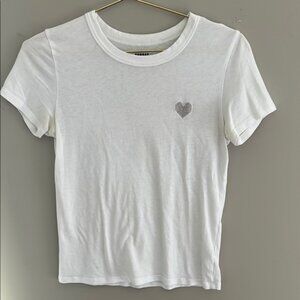 SUNDAY BEST Chic White Tee with Heart Accent